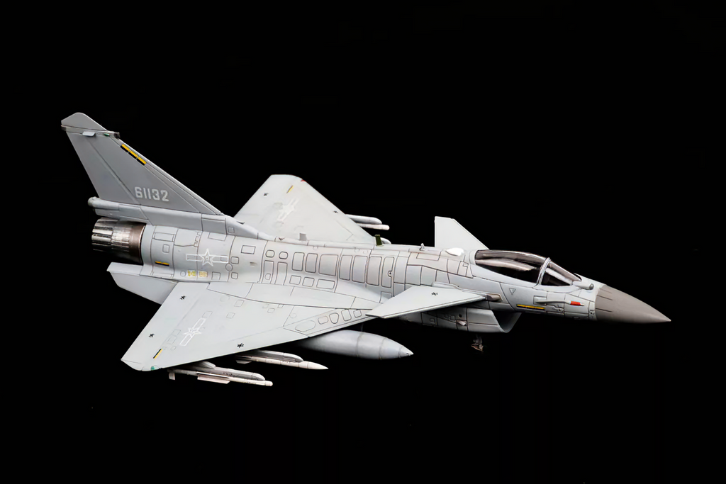 PLAAF J-10C Vigorous Dragon — 1/144 Scale Model Kit
