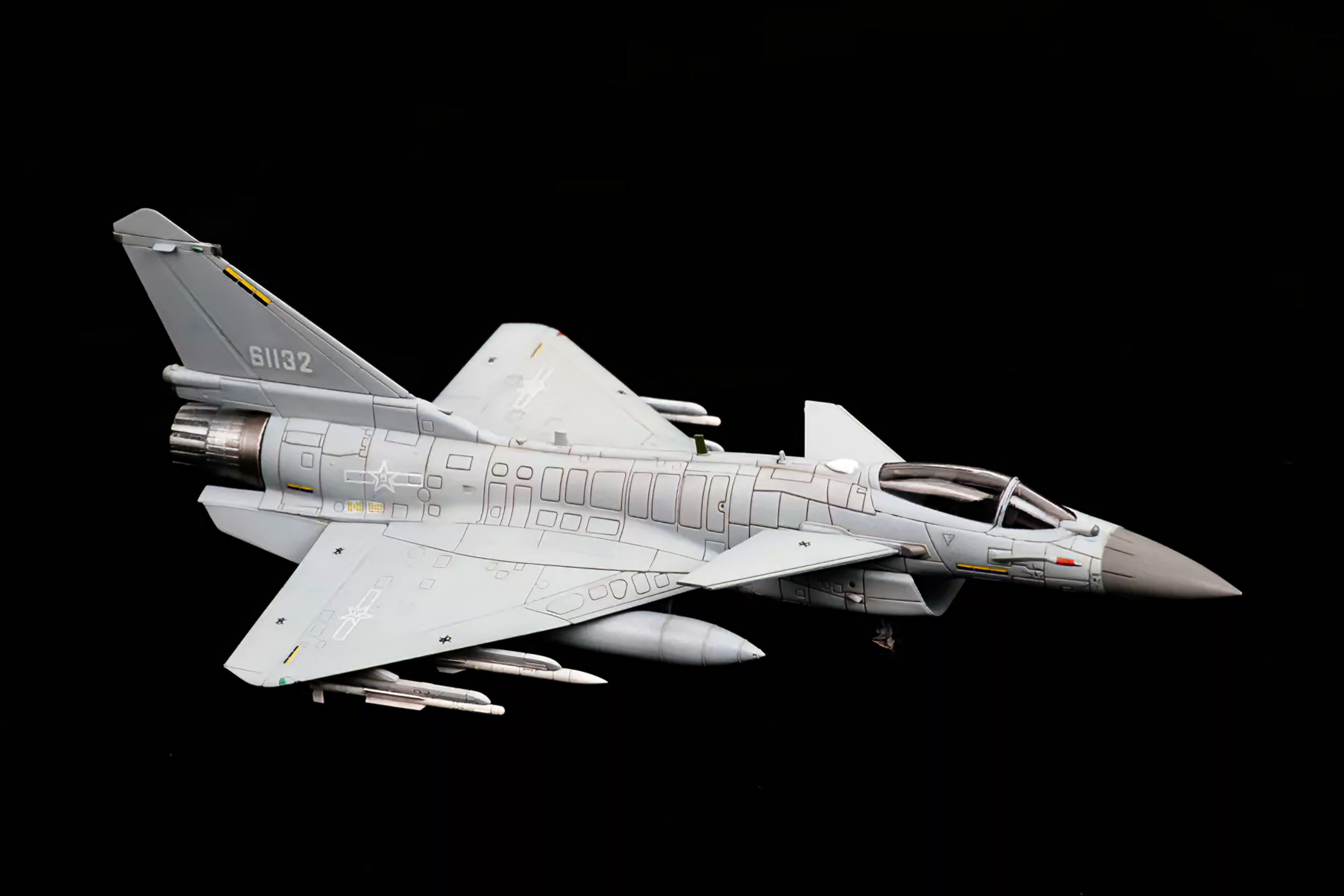 PLAAF J-10C Vigorous Dragon — 1/144 Scale Model Kit