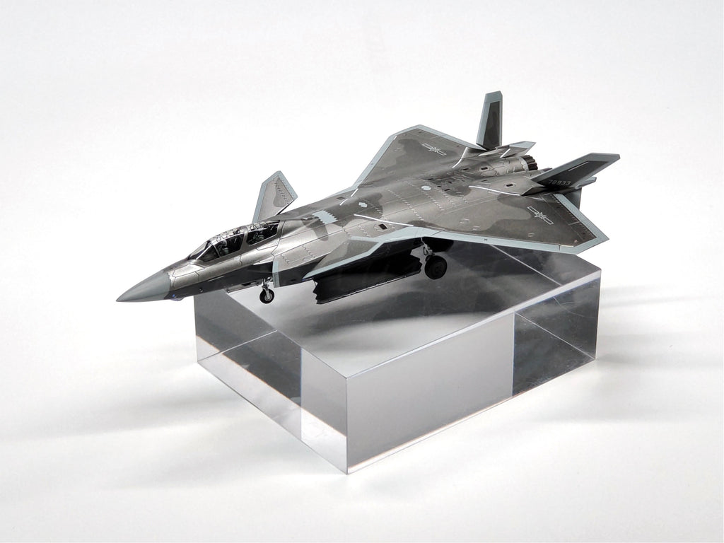 PLAAF J-20S Mighty Dragon — 1/144 Scale Model Kit