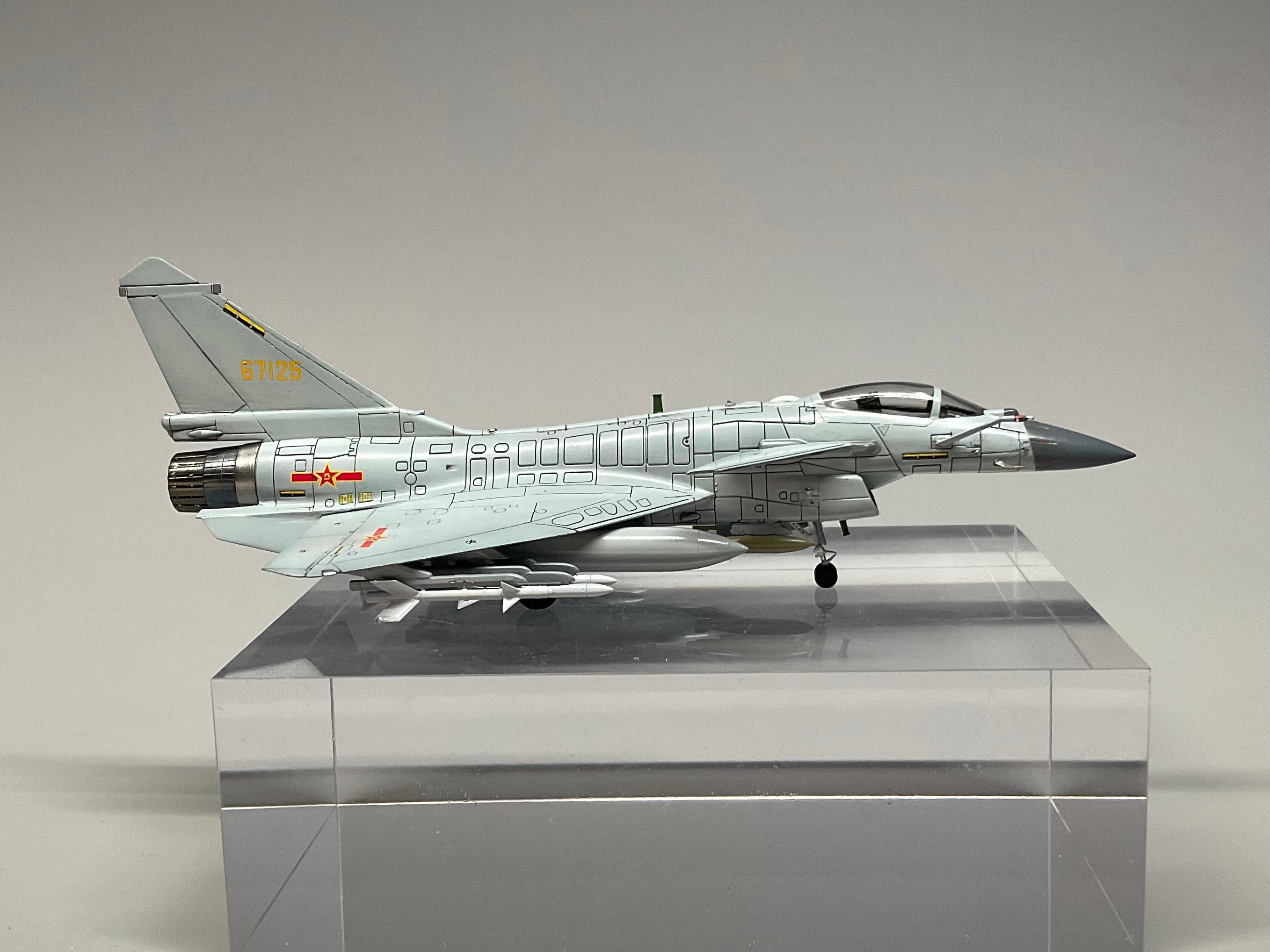 PLAAF J-10B Vigorous Dragon — 1/144 Scale Model Kit