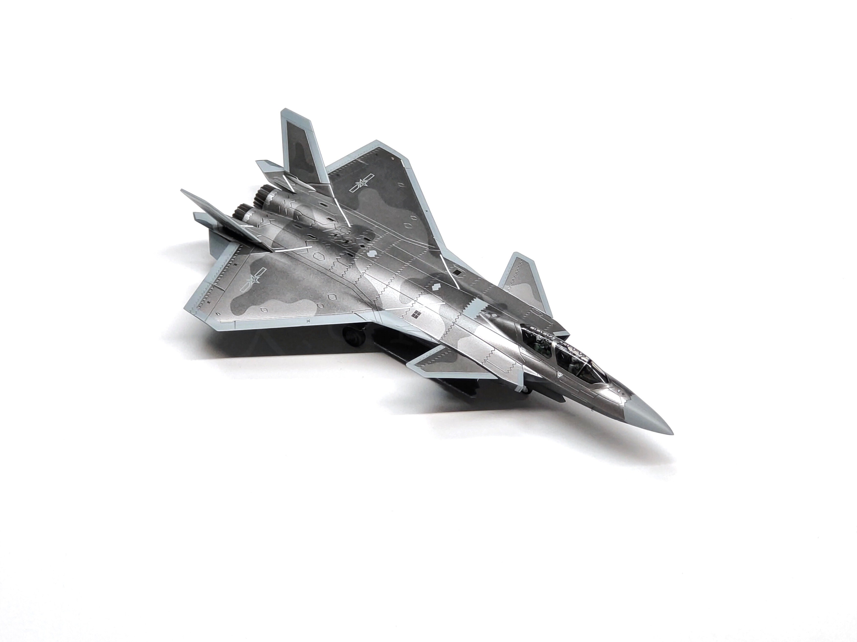 PLAAF J-20S Mighty Dragon — 1/144 Scale Model Kit
